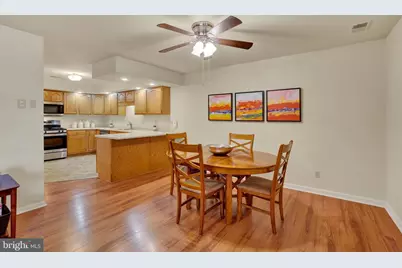2053 Village Circle E, York, PA 17404 - Photo 8