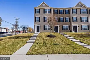 116 Breezewood Dr, Hanover, PA 17331 - Photo 1