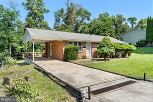 222 Oak Knoll Rd, Fairview Township, PA 17070 - Photo 4