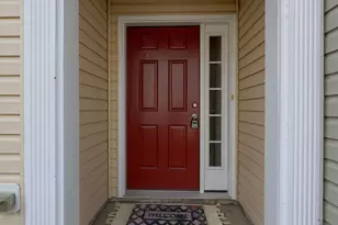 2307 Golden Eagle Dr, York, PA 17408 - Photo 2