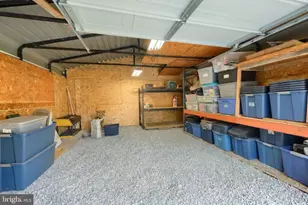 345 Canary Cir, York, PA 17404 - Photo 22