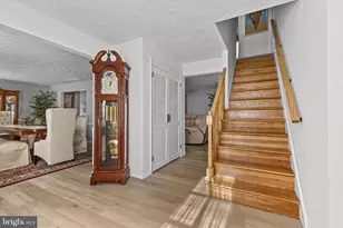 4009 Robinhood Dr, York, PA 17408 - Photo 4