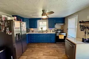 178 W Hanover St, Spring Grove, PA 17362 - Photo 4