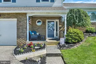 14 Carriage Rd, New Cumberland, PA 17070 - Photo 2