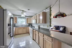 1738 Boxwood Ct, Dover, PA 17315 - Photo 10