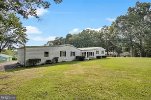 1287 W Springfield Rd, Seven Valleys, PA 17360 - Photo 4