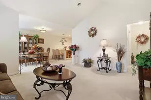 2164 Knob Hill, York, PA 17403 - Photo 6