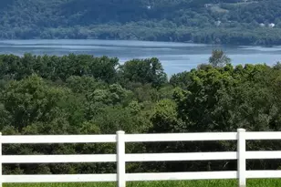 532 Riverview Dr, Wrightsville, PA 17368 - Photo 2