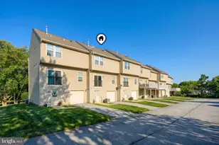 1144 Blue Bird Ln, York, PA 17402 - Photo 4