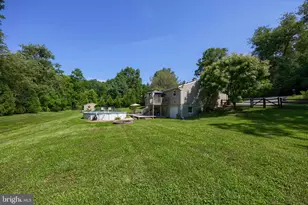 888 Country Ln, York, PA 17406 - Photo 40