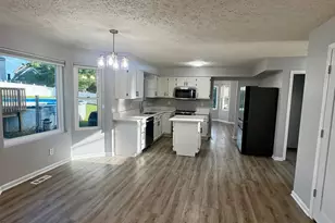 75 Lee St, Stewartstown, PA 17363 - Photo 6
