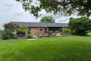9520 Carlisle Rd, Dillsburg, PA 17019 - Photo 4