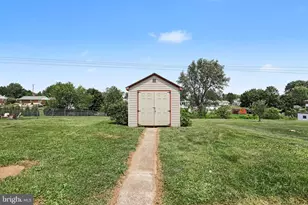 33 N Queen St, Dover, PA 17315 - Photo 26