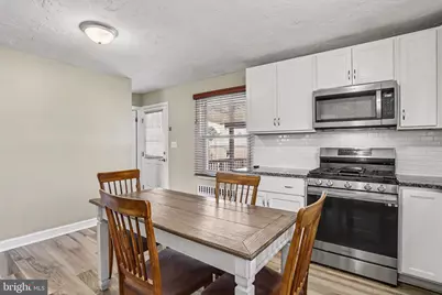 33 N Queen Street, Dover, PA 17315 - Photo 10