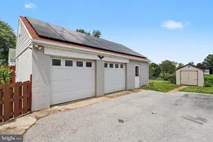 33 N Queen St, Dover, PA 17315 - Photo 24