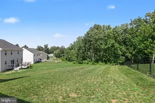 160 Red Maple Dr, Etters, PA 17319 - Photo 28