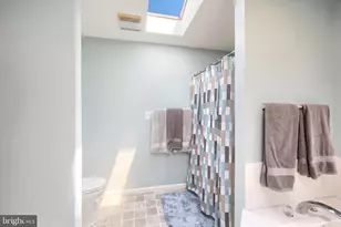 95 Colonial Dr, Hanover, PA 17331 - Photo 14