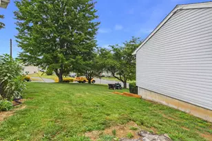 200 Canary Cir, York, PA 17404 - Photo 52