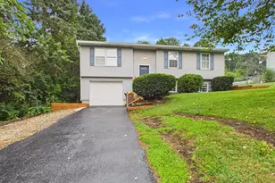 200 Canary Cir, York, PA 17404 - Photo 4