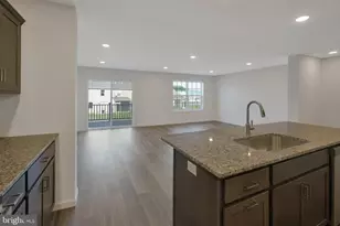 387 Florida Ave, Etters, PA 17319 - Photo 8