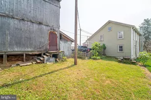 5 W Maple St, East Prospect, PA 17317 - Photo 24