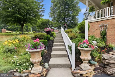 1709 Country Manor, York, PA 17408 - Photo 6