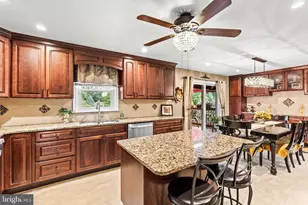 2570 Primrose Ln, York, PA 17404 - Photo 18