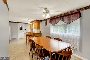 13079 Center Rd, Stewartstown, PA 17363 - Photo 10