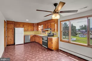 130 W Highland Ave, Spring Grove, PA 17362 - Photo 6