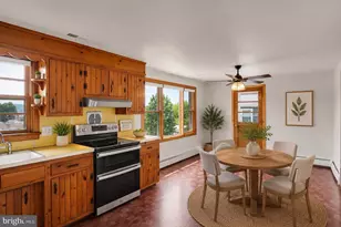 130 W Highland Ave, Spring Grove, PA 17362 - Photo 8
