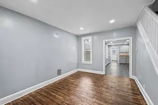 832 E Philadelphia St, York, PA 17403 - Photo 8