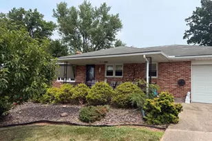 2329 Redwood Rd, York, PA 17408 - Photo 1