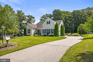 28 Kaitlyn Dr, Hanover, PA 17331 - Photo 2