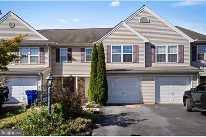 325 Fisher Drive, York, PA 17404 - Photo 2