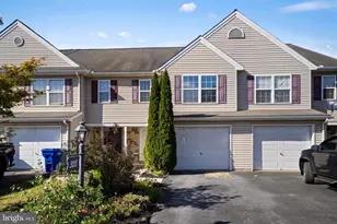 325 Fisher Dr, York, PA 17404 - Photo 2