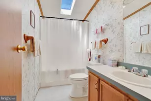 126 Gateshead Dr, Stewartstown, PA 17363 - Photo 18