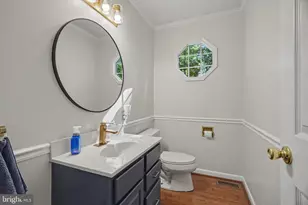 7 Pine Tree Dr, New Cumberland, PA 17070 - Photo 18