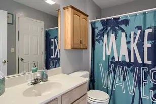 2762 Hunters Crest Dr, York, PA 17402 - Photo 14