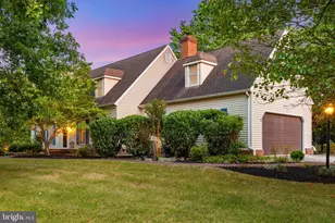 1575 Greenbriar Rd, York, PA 17404 - Photo 8