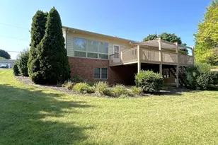 49 Hillside Rd, Hanover, PA 17331 - Photo 4