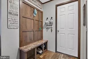 133 Rain Dove Dr, Red Lion, PA 17356 - Photo 4