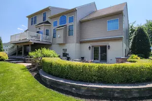 1213 Winterberry Dr, York, PA 17406 - Photo 8