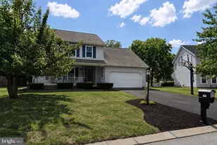 783 Aslan, York, PA 17404 - Photo 2