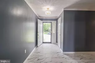 75 S Poplar St, Manchester, PA 17345 - Photo 6