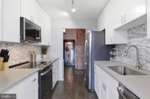 18 S George St, York, PA 17401 - Photo 8