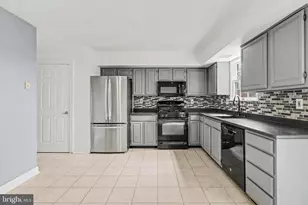 217 Georgetown Circle, Hanover, PA 17331 - Photo 6