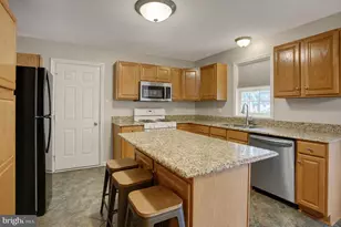 120 Riding Silks Ln, York, PA 17404 - Photo 8
