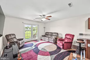 1352 Pleasant View Dr, Spring Grove, PA 17362 - Photo 14