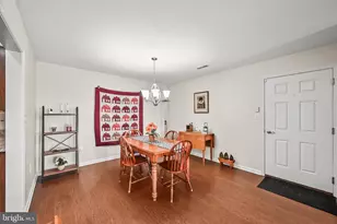 1352 Pleasant View Dr, Spring Grove, PA 17362 - Photo 8