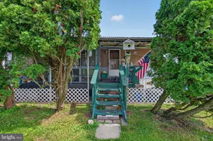 427 Waldorf Dr, York, PA 17404 - Photo 2